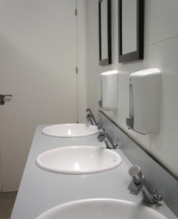 Albergue Santiago Apostol Логроньо Екстериор снимка