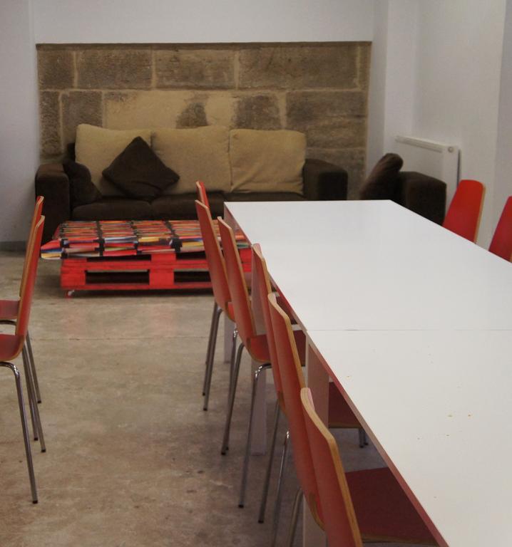 Albergue Santiago Apostol Логроньо Екстериор снимка